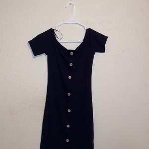 Slim-fit black dress
